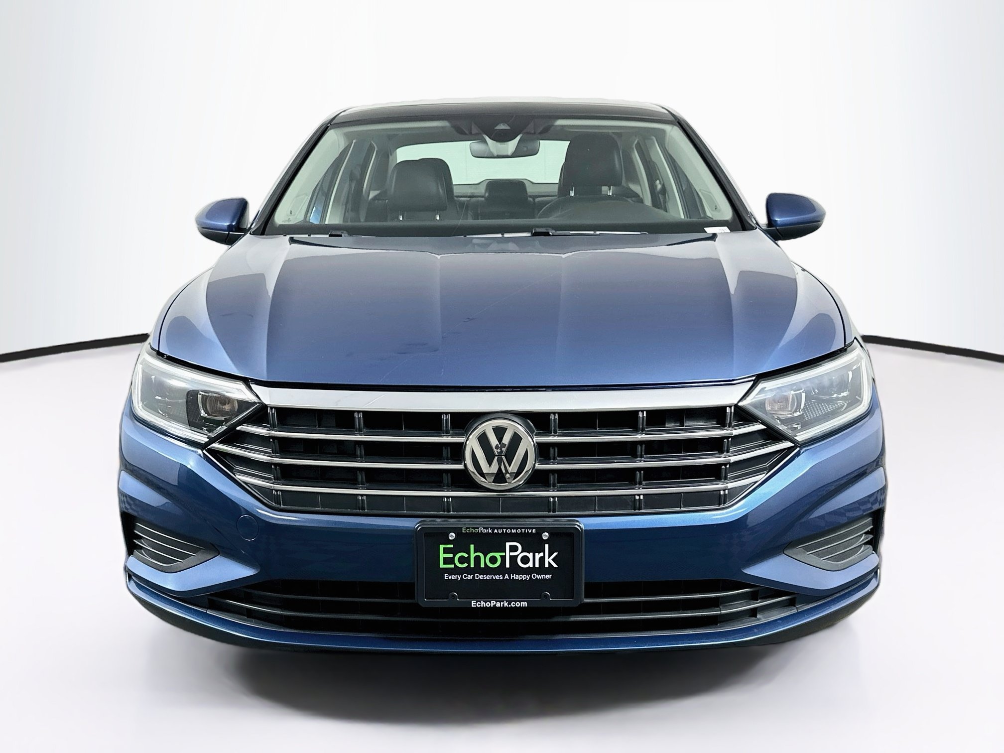 Used 2019 Volkswagen Jetta SEL FWD image 2