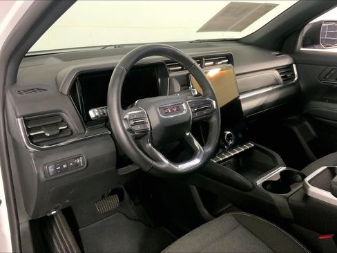 Used 2025 GMC Terrain Elevation FWD image 14