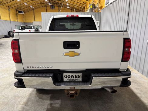 Used 2019 Chevrolet Silverado 2500 W/T w/ WT Convenience Package image 8