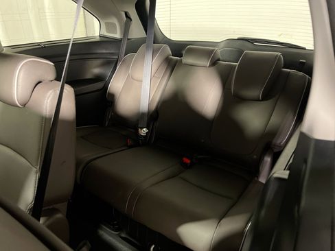 Used 2023 Honda Odyssey Elite image 23