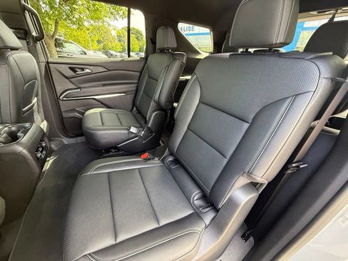 Used 2026 Chevrolet Traverse LT AWD/4WD image 26