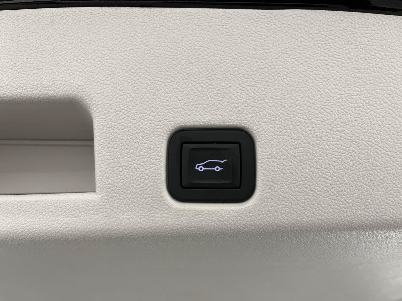 Used 2026 Buick Enclave Avenir w/ Super Cruise Package AWD/4WD image 34