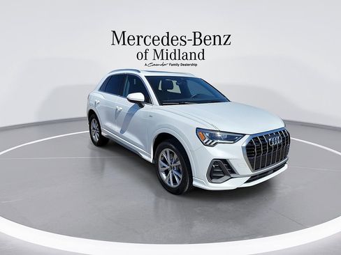 Used 2025 Audi Q3 2.0T Premium AWD/4WD image 2