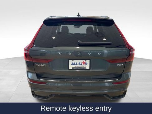 New 2026 Volvo XC60 T8 Ultra image 8