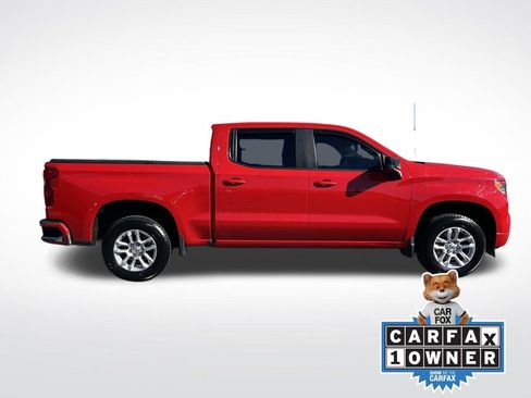 Used 2022 Chevrolet Silverado 1500 RST image 2
