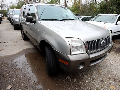 Used 2004 Mercury Mountaineer Convenience image 4