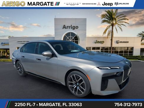Used 2024 BMW 740i RWD image 1