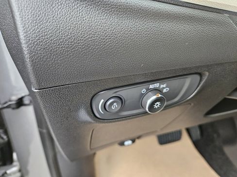 Certified 2024 Buick Encore GX Avenir image 22