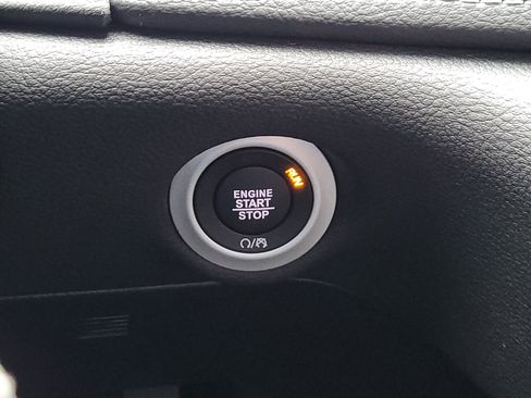 New 2026 Chrysler Pacifica Select image 24