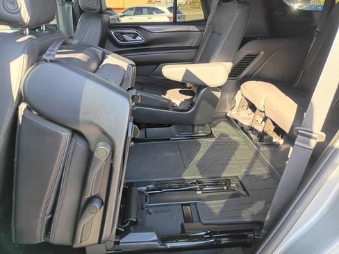 Used 2024 Chevrolet Tahoe RST w/ Luxury Package AWD/4WD image 26