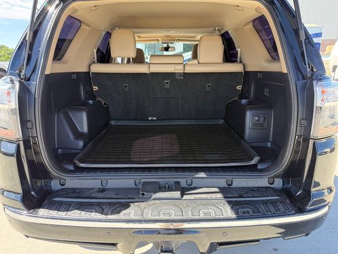 Used 2016 Toyota 4Runner Limited AWD/4WD image 27