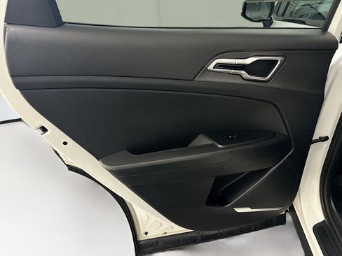 Used 2026 Kia Sportage S image 26