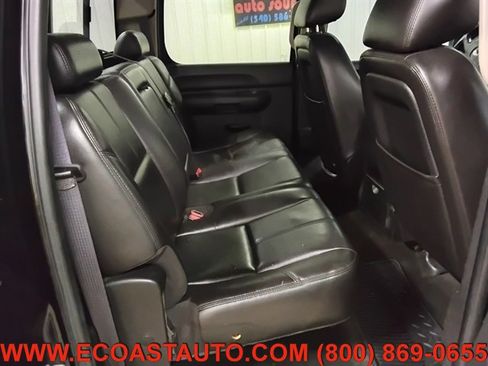 Used 2011 Chevrolet Silverado 2500 LT w/ Interior Plus Package AWD/4WD image 15