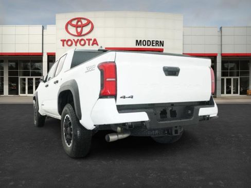New 2026 Toyota Tacoma TRD Off-Road AWD/4WD image 15