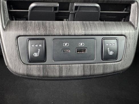 Used 2023 Nissan Ariya ENGAGE+ e-4ORCE image 18