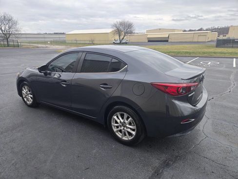Used 2014 MAZDA MAZDA3 i Touring image 8