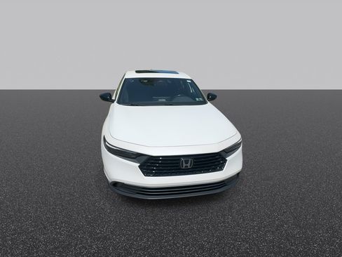Used 2023 Honda Accord Sport image 4