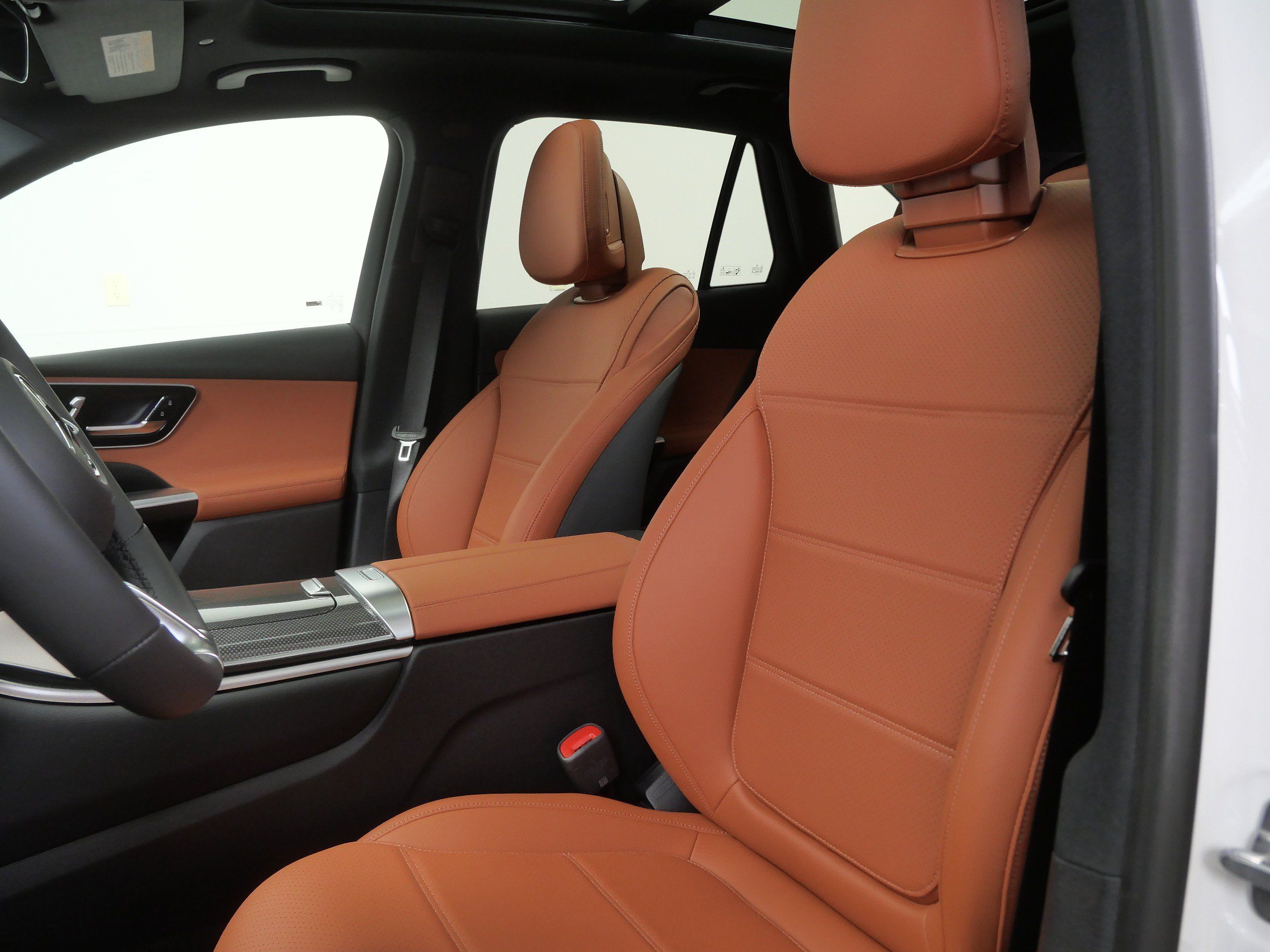 New 2026 Mercedes-Benz GLC 300 4MATIC image 8