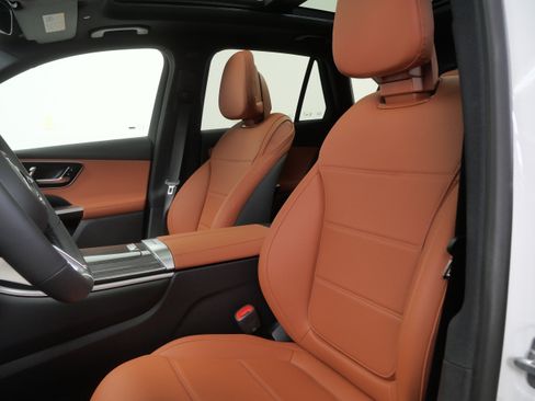 New 2026 Mercedes-Benz GLC 300 4MATIC image 8