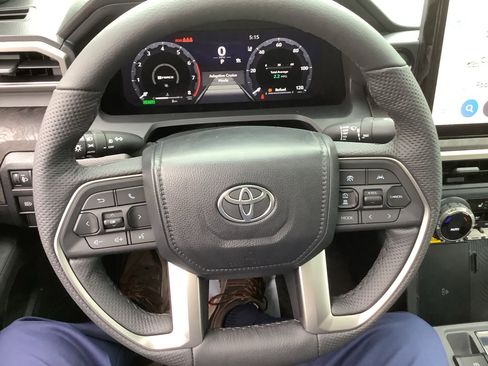New 2025 Toyota Tacoma Limited AWD/4WD image 16