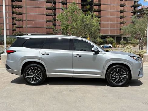 New 2026 Lexus TX 350 FWD image 3