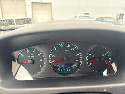 Used 2013 Chevrolet Impala LT w/ LT Sunroof Package FWD image 17