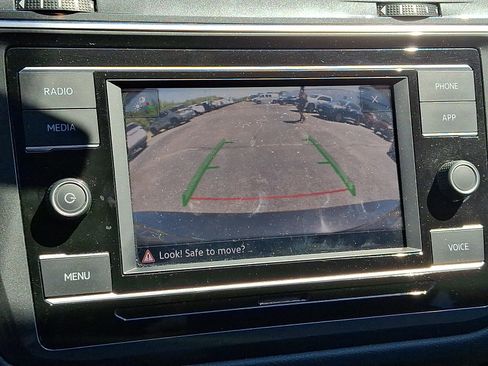 Used 2020 Volkswagen Tiguan S AWD/4WD image 17