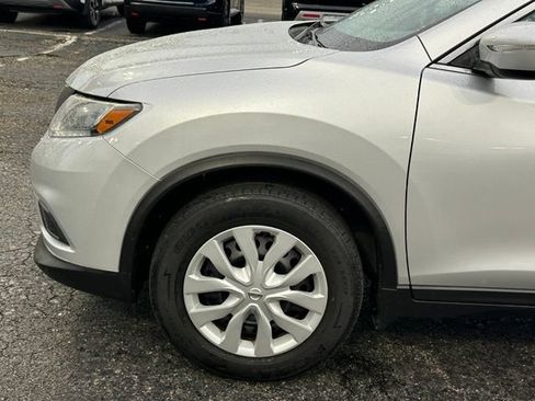 Used 2015 Nissan Rogue S FWD image 7