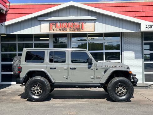 Used 2021 Jeep Wrangler Unlimited Rubicon w/ Trailer Tow Package AWD/4WD image 2
