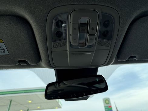 Used 2019 Hyundai Santa Fe Limited image 34