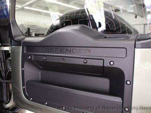 Used 2022 Land Rover Defender 110 X AWD/4WD image 37