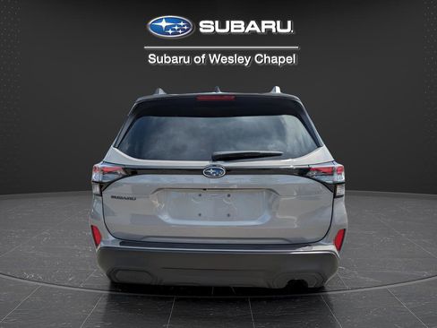 Certified 2025 Subaru Forester Premium AWD/4WD image 6