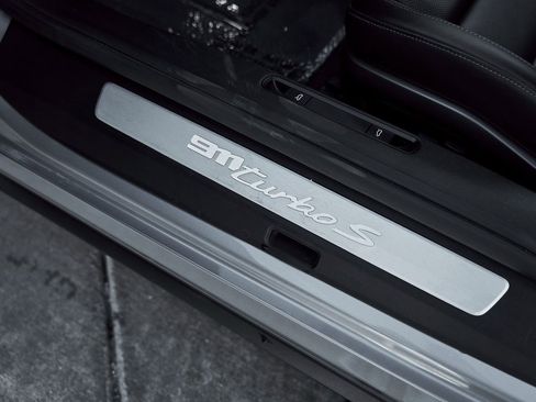 Used 2021 Porsche 911 Turbo S image 30