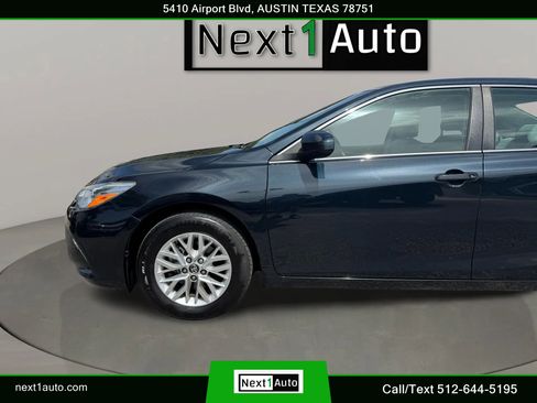 Used 2017 Toyota Camry LE FWD image 12