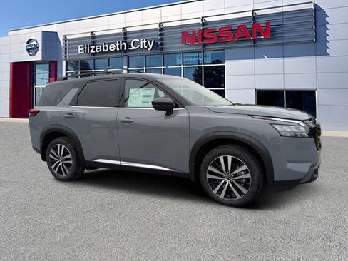 New 2025 Nissan Pathfinder Platinum w/ Black Appearance Package image 1