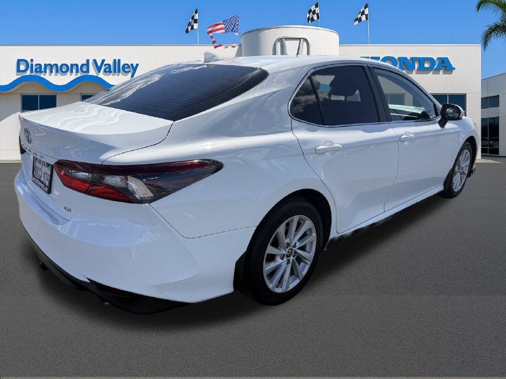 Used 2021 Toyota Camry LE FWD image 6