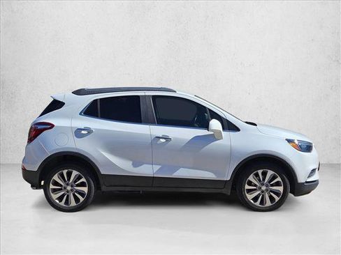 Used 2020 Buick Encore Preferred image 4