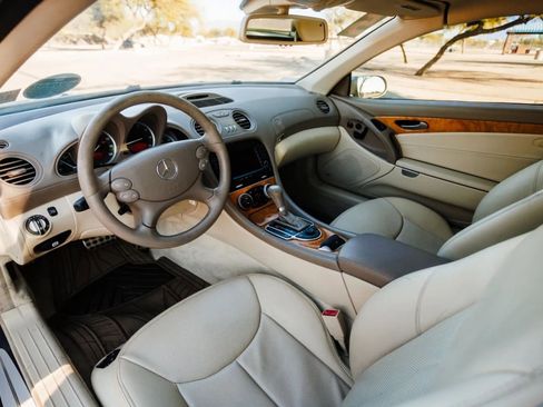 Used 2005 Mercedes-Benz SL 500 image 12
