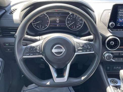 Used 2024 Nissan Sentra SV FWD image 22