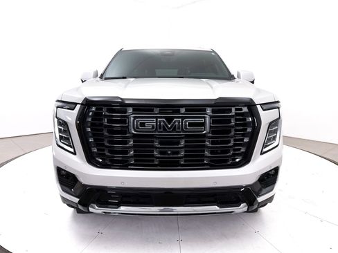 Used 2025 GMC Yukon Denali Ultimate AWD/4WD image 29