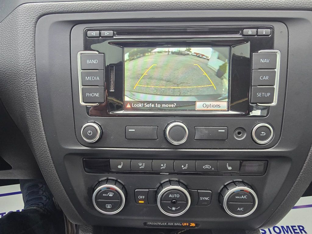 Used 2014 Volkswagen Jetta Hybrid Sedan FWD image 23