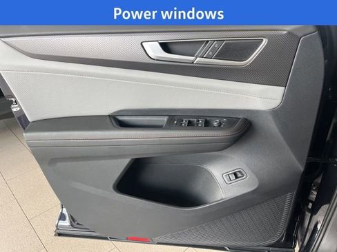 New 2026 Volkswagen Atlas Peak Edition image 7