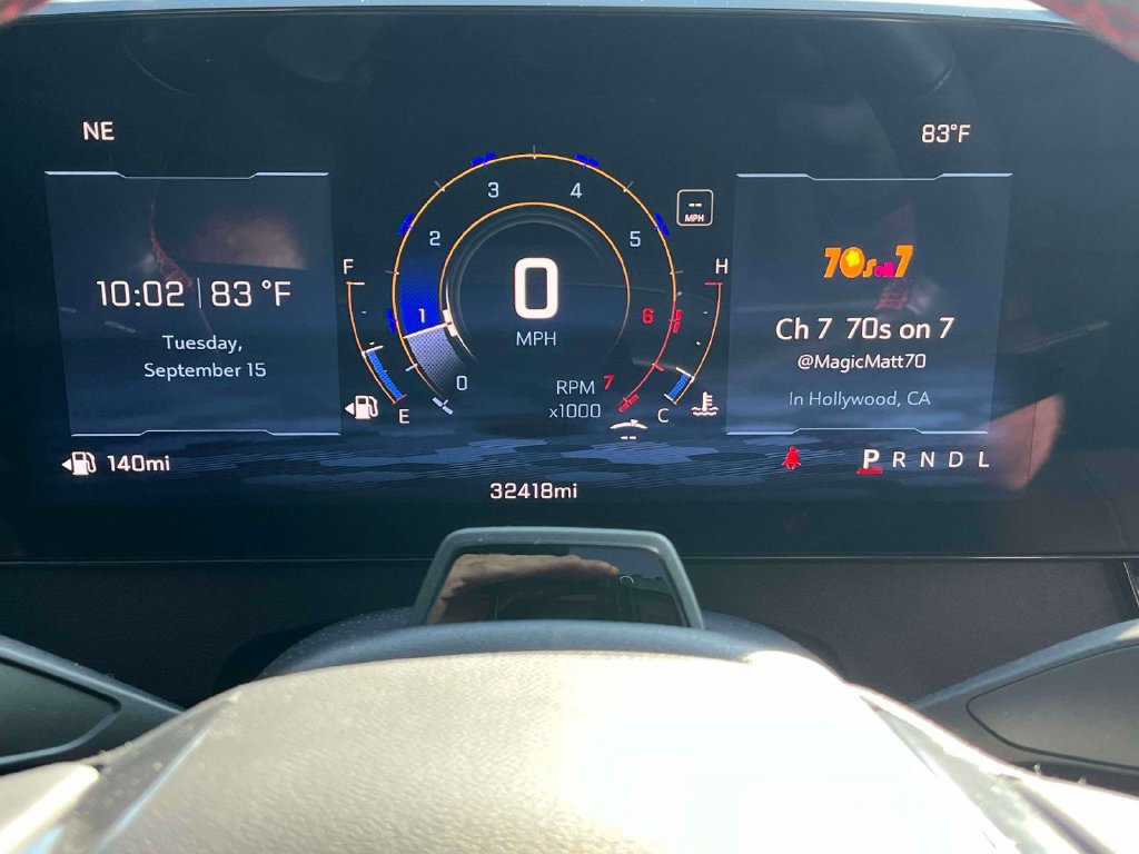 Used 2024 Chevrolet Traverse RS FWD image 27