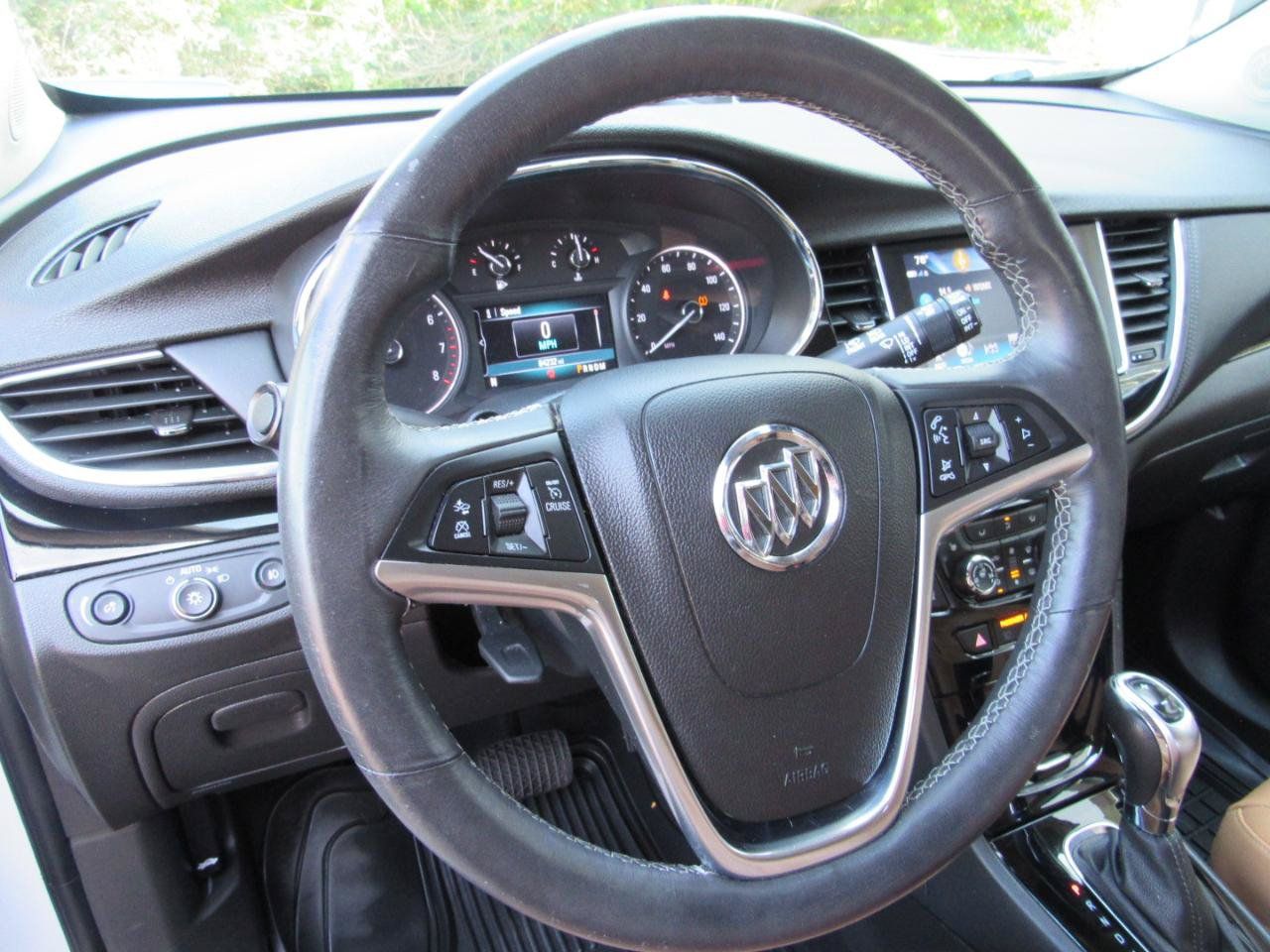 Used 2018 Buick Encore Premium w/ Experience Buick Package AWD/4WD image 17