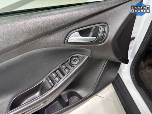 Used 2018 Ford Focus SE image 7