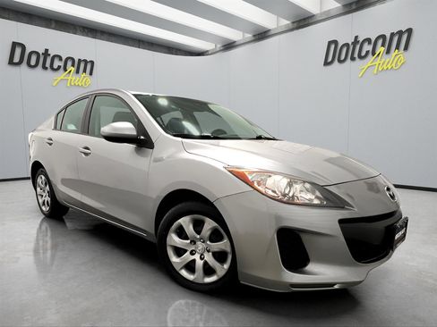 Used 2013 MAZDA MAZDA3 i SV image 14