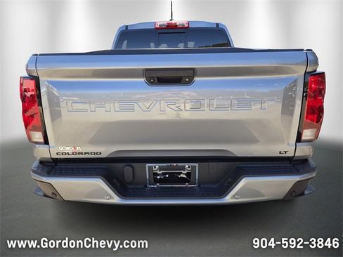 Used 2023 Chevrolet Colorado LT w/ LT Convenience Package II image 4