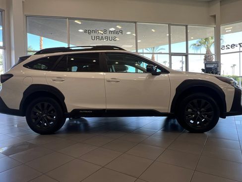 Certified 2025 Subaru Outback Onyx Edition XT AWD/4WD image 6