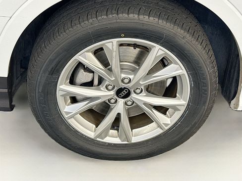 Used 2025 Audi Q3 2.0T Premium AWD/4WD image 35