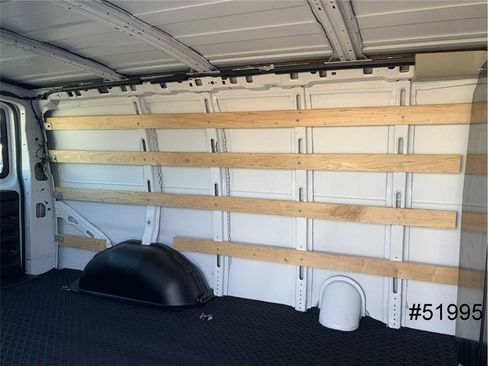 Used 2023 GMC Savana 2500 w/ Driver Convenience Package image 12